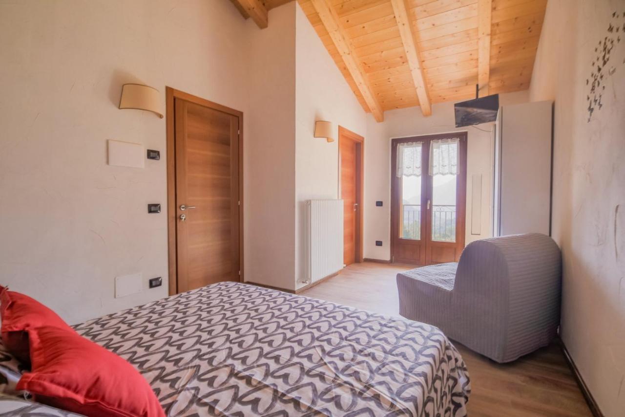 Agriturismo La Cascina B&B 산 페델레 인텔비 외부 사진