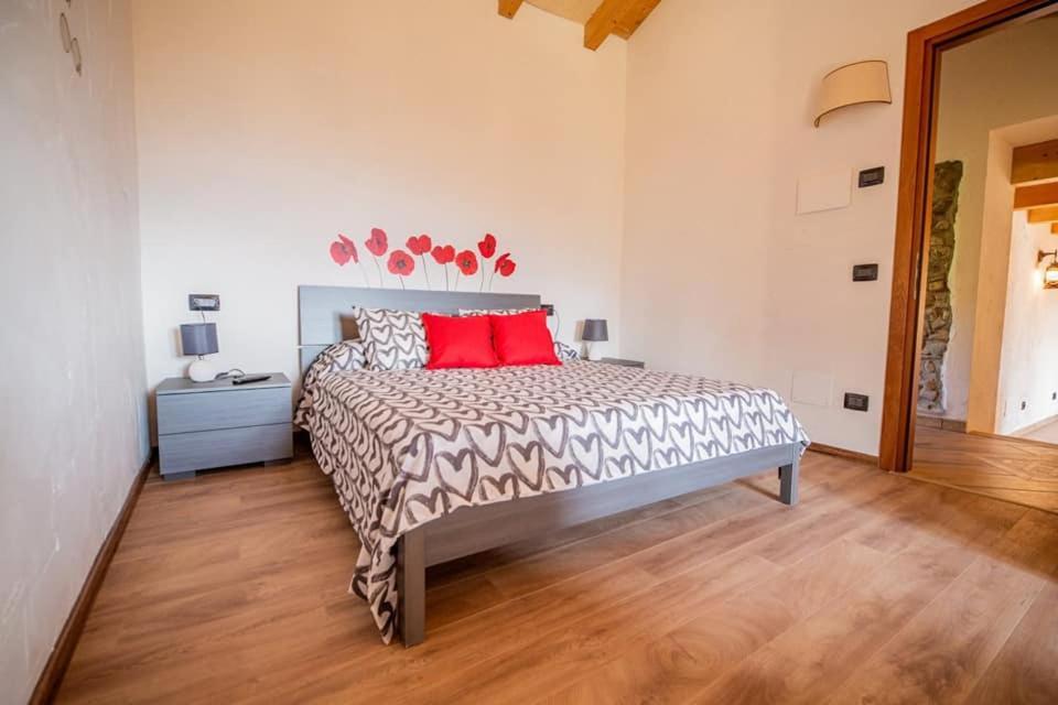 Agriturismo La Cascina B&B 산 페델레 인텔비 외부 사진