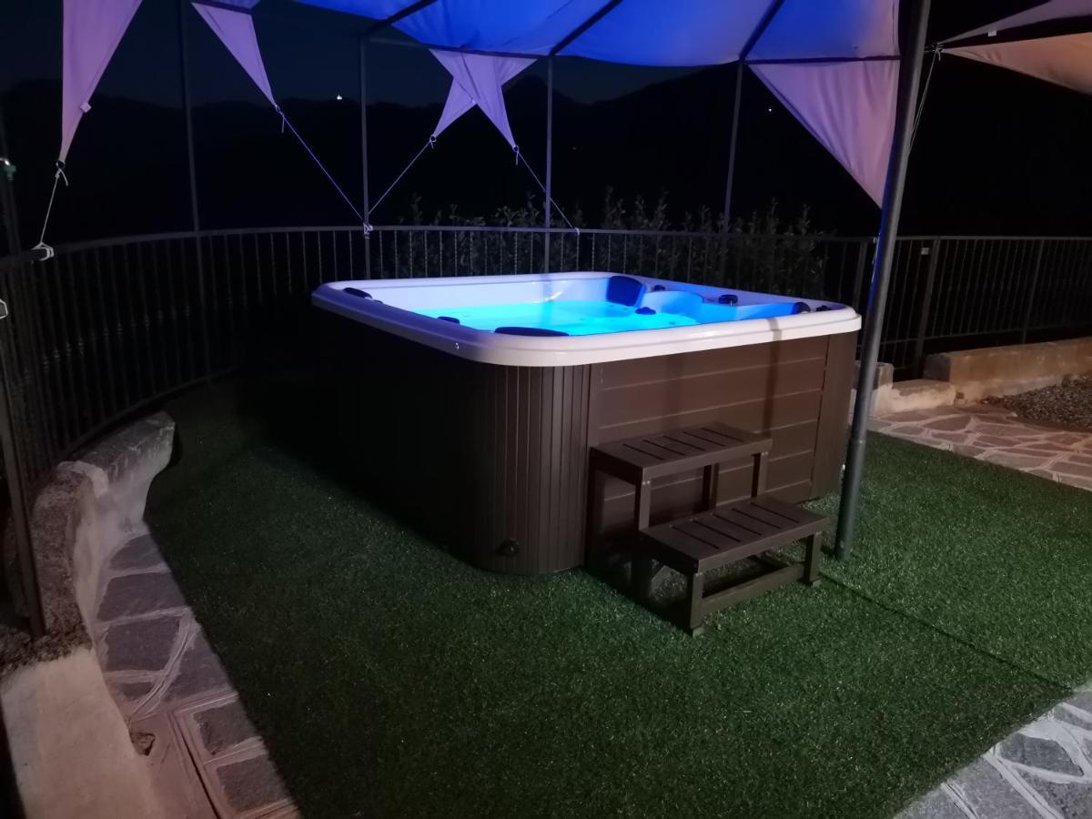 Agriturismo La Cascina B&B 산 페델레 인텔비 외부 사진